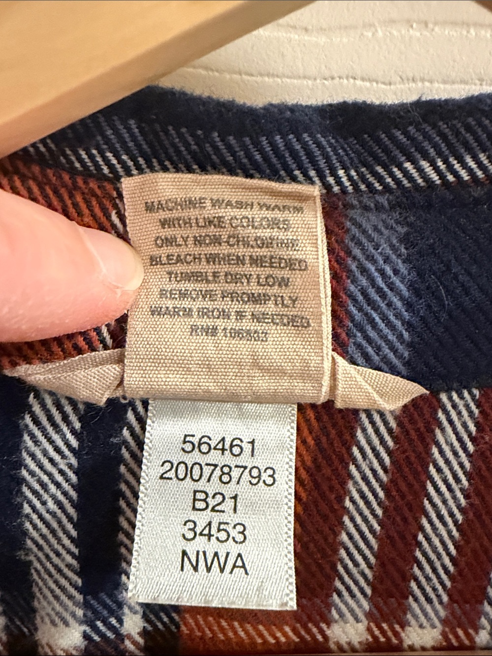 Duluth Trading Co Button-Down Shirt in Navy, Rust and White - Picture 12 of 12